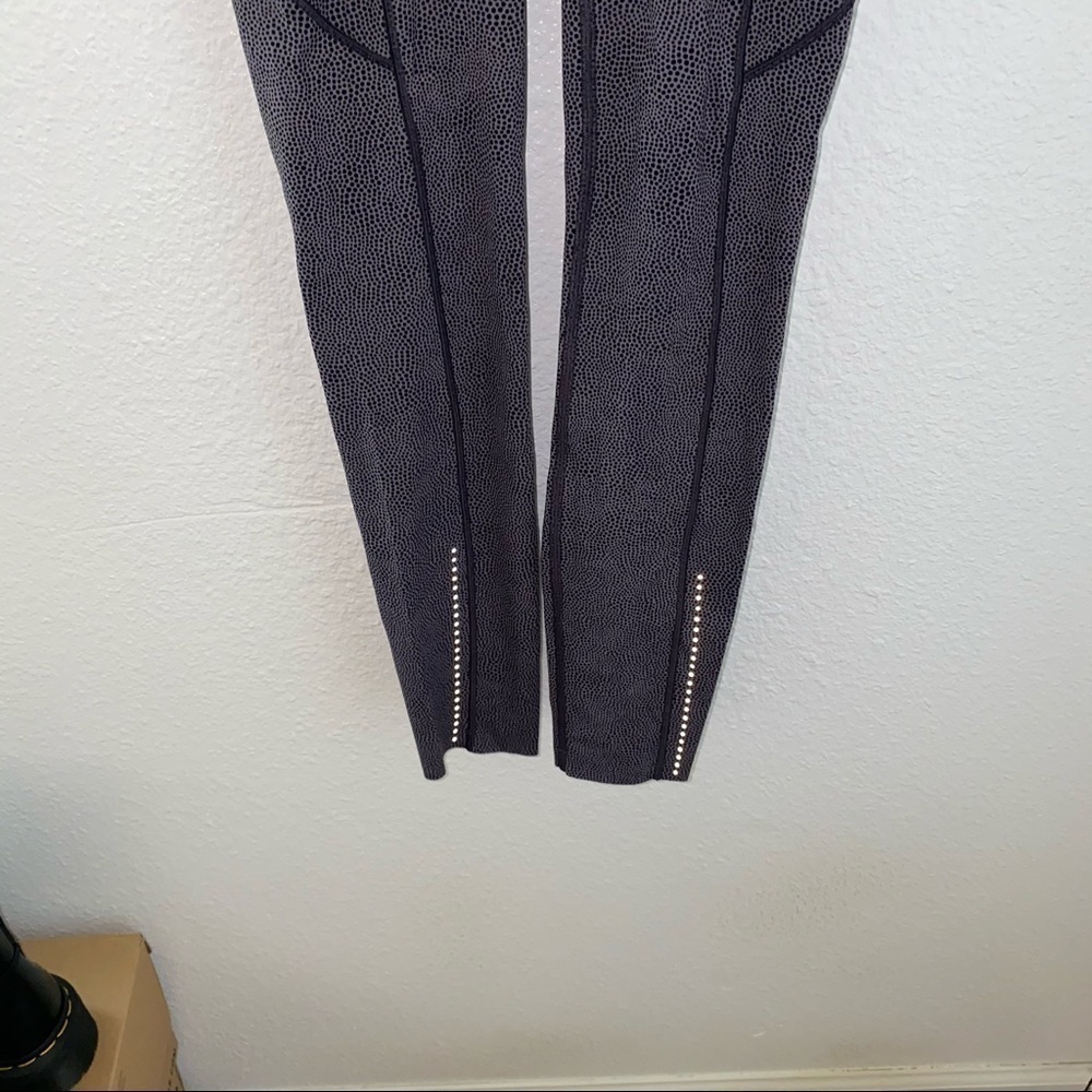 Lululemon Fast & Free Tight Size 2 - Picture 8 of 15